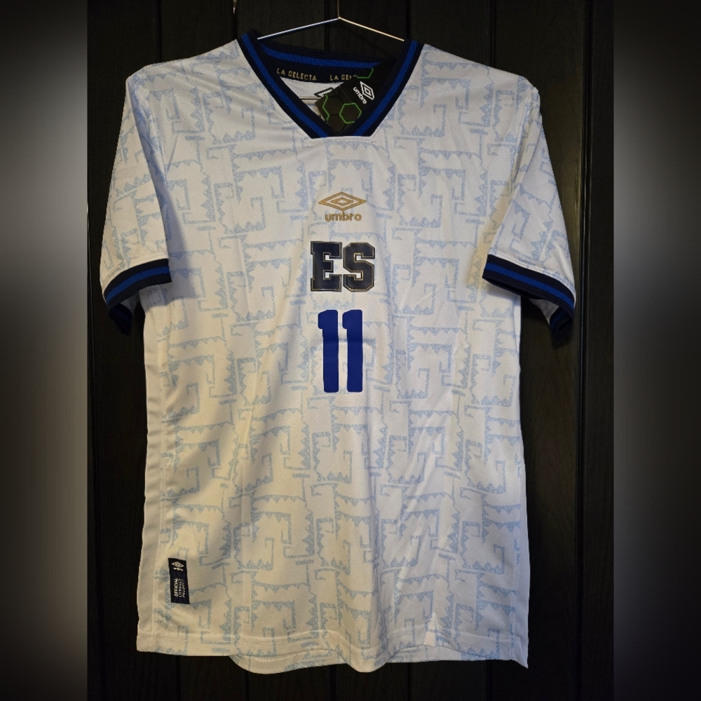 Umbro White and Blue Men's Shirt